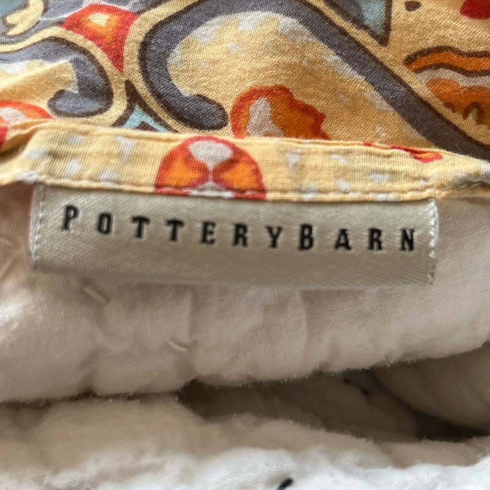 Pottery Barn Quilted Patterned Standard Reversible Shams - Picture 6 of 8